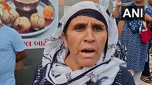 'My son jumped': Woman recalls narrow escape from hostel building after AI crash